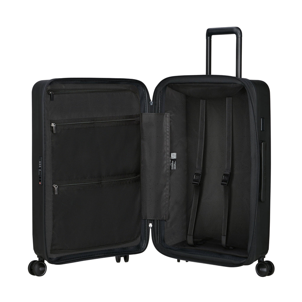 Samsonite RestackD Spinner Medium in the color Black.