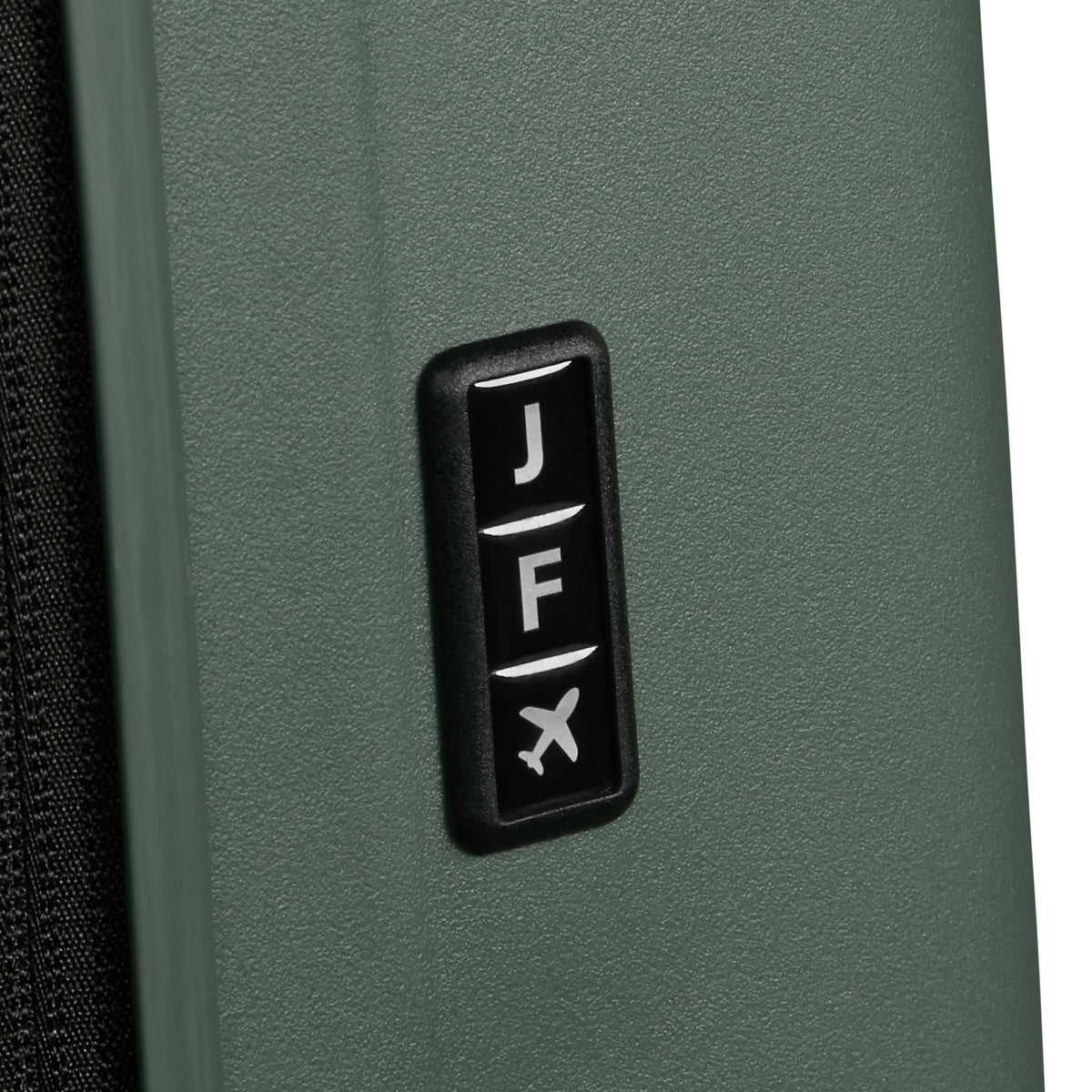 Samsonite RestackD Spinner Medium in the color Sage.