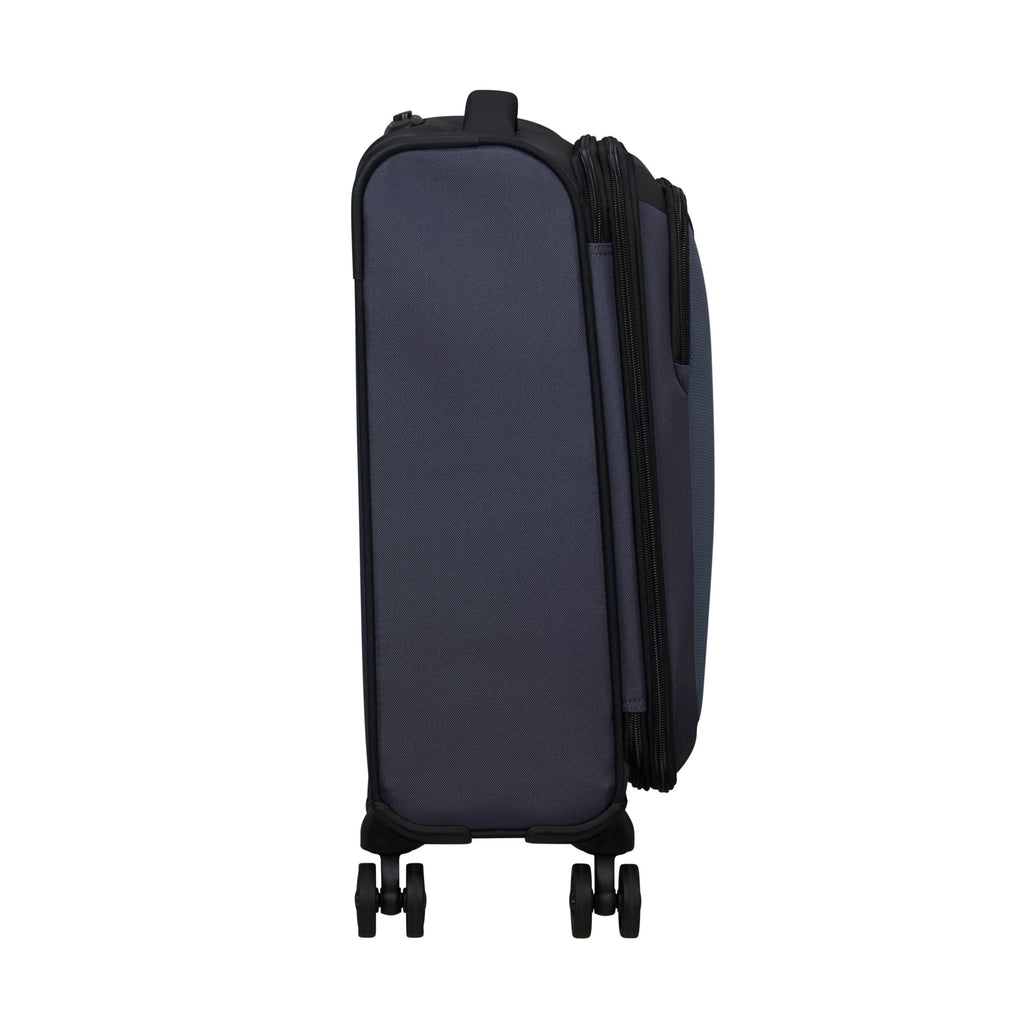 American Tourister Daring Dash Spinner Carry-On™ in the color Black/Grey.