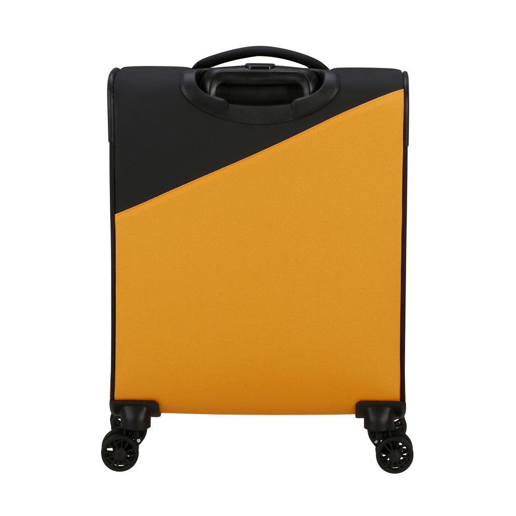 American Tourister Daring Dash Spinner Carry-On™ in the color Black/Yellow.