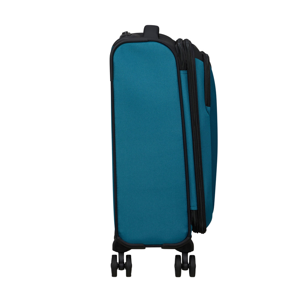 American Tourister Daring Dash Spinner Carry-On™ in the color Black/Blue.