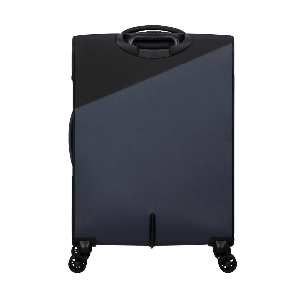 American Tourister Daring Dash Spinner Medium in the color Black/Grey.