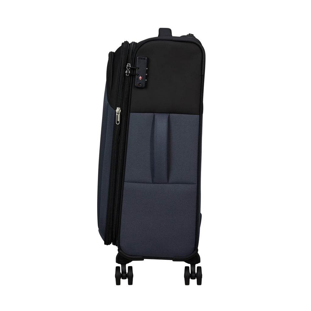 American Tourister Daring Dash Spinner Medium in the color Black/Grey.