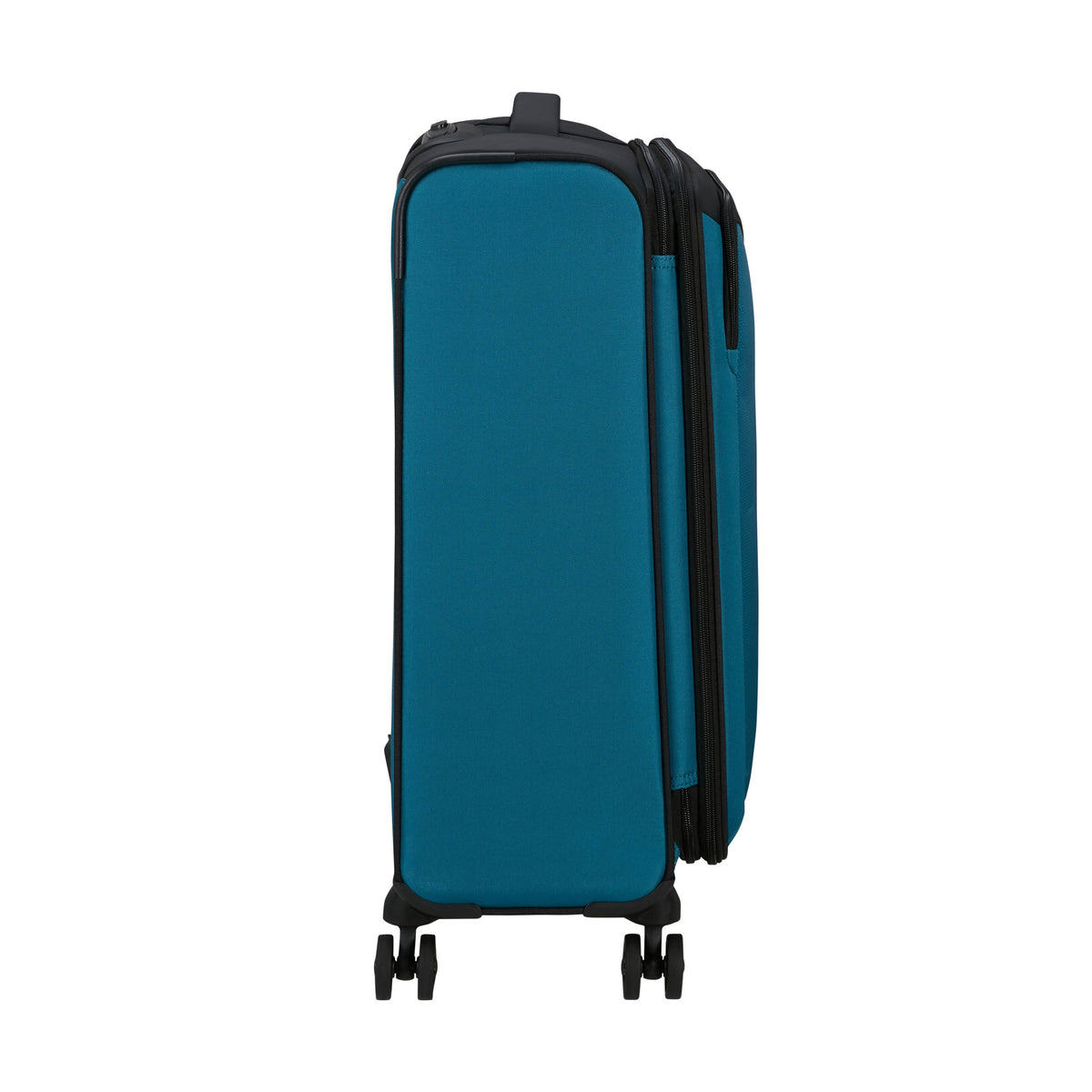 American Tourister Daring Dash Spinner Medium in the color Black/Blue.