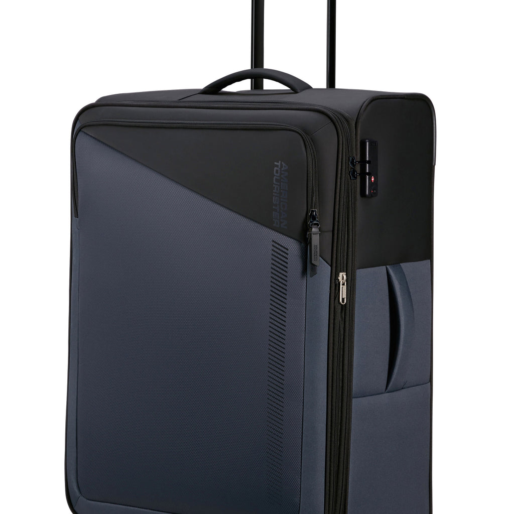 American Tourister Daring Dash Spinner Large in the color Black/Grey.