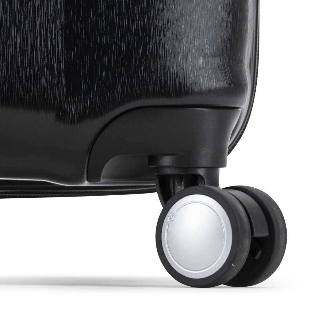 Samsonite Ziplite 6 Spinner Medium in the color Black.