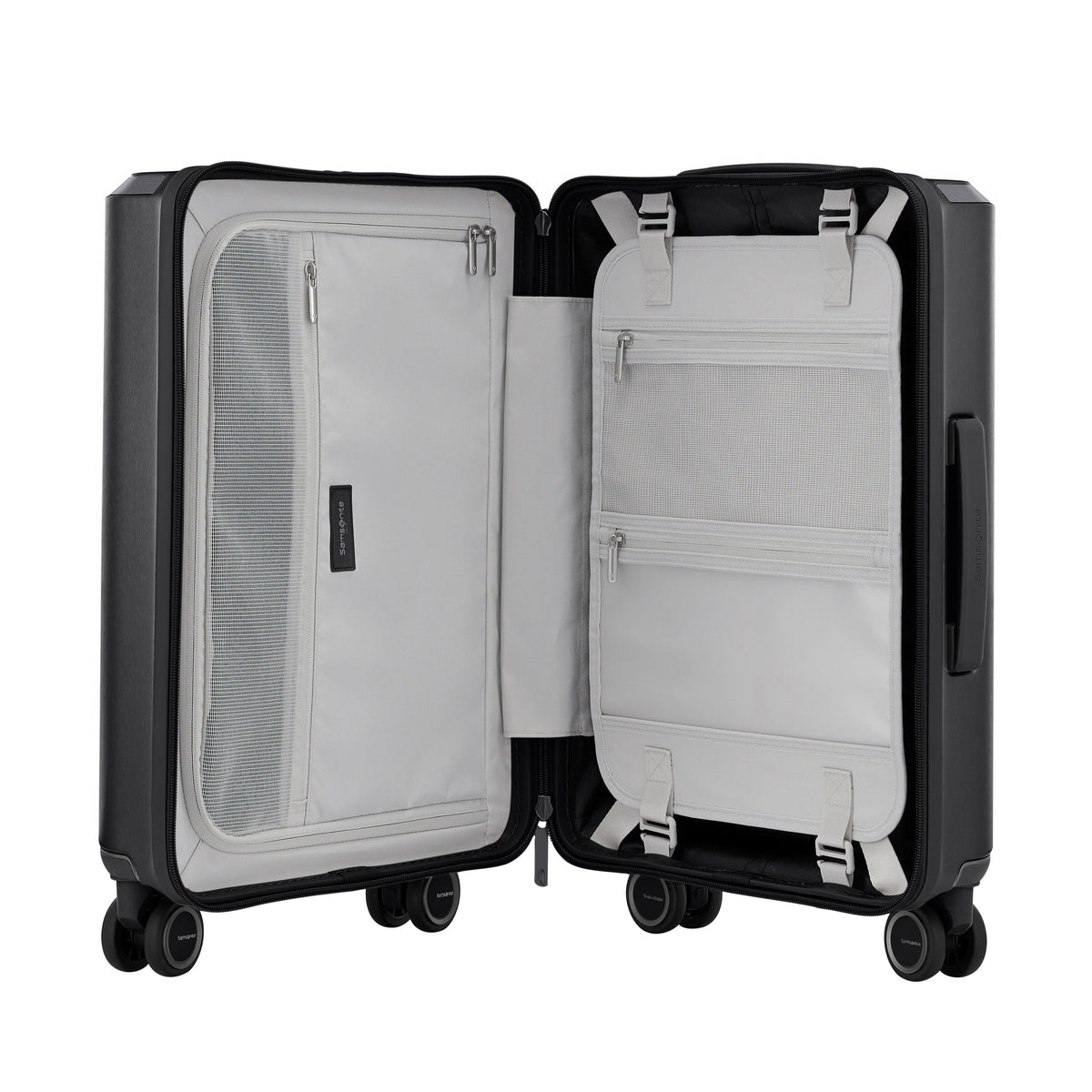 Samsonite Evoa Z Spinner Carry-On™ in the color Black.