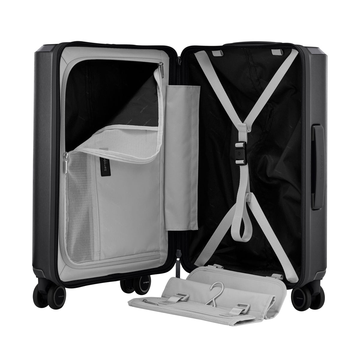 Samsonite Evoa Z Spinner Carry-On™ in the color Black.