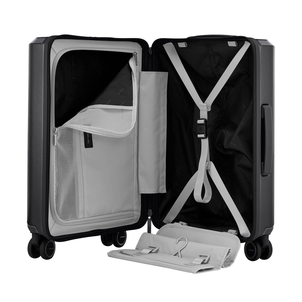 Samsonite Evoa Z Spinner Carry-On™ in the color Black.