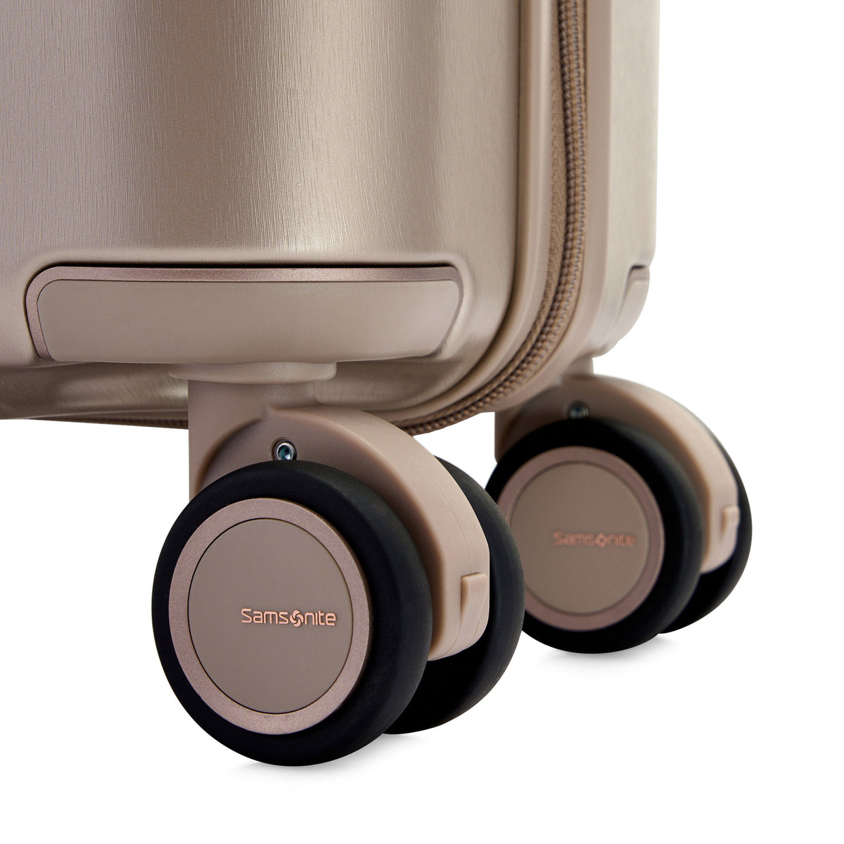 Samsonite Evoa Z Spinner Carry-On™ in the color Ivory Gold.