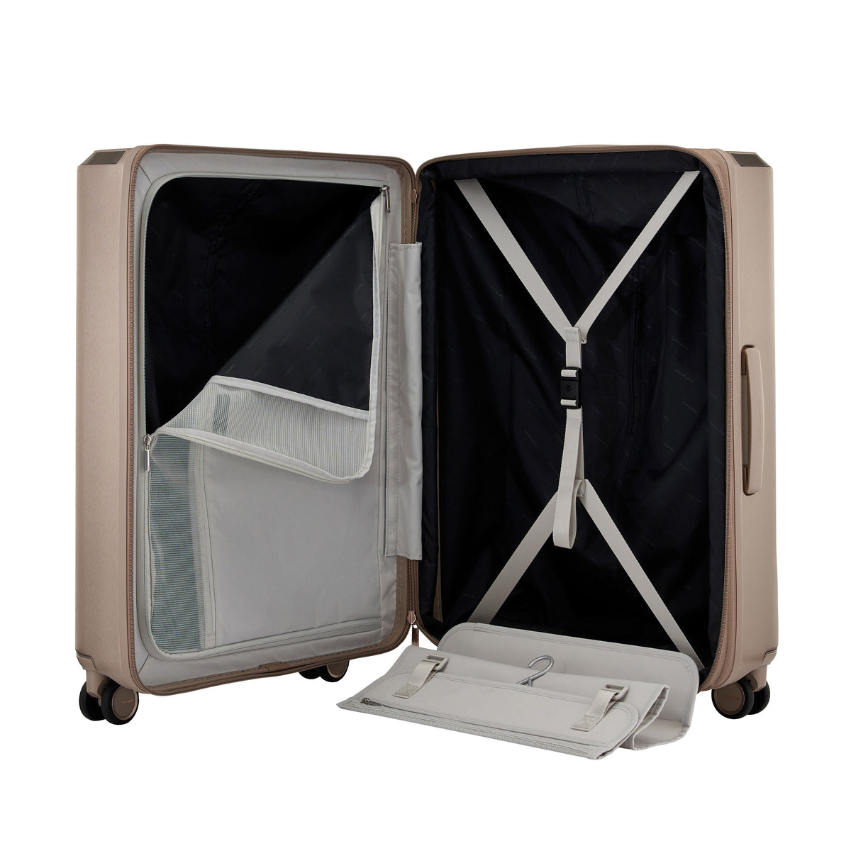 Samsonite Evoa Z Spinner Medium in the color Ivory Gold.