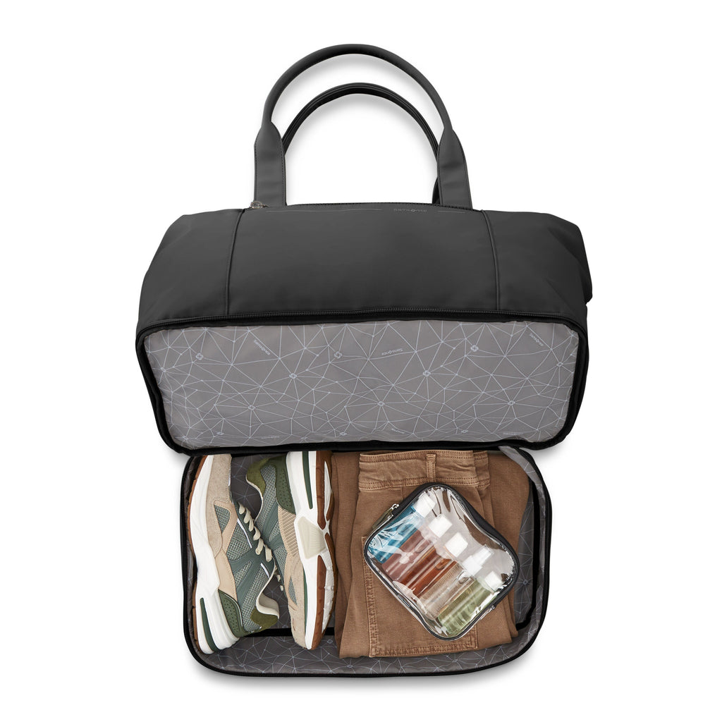 Samsonite Companion Bags Weekender in the color Black.