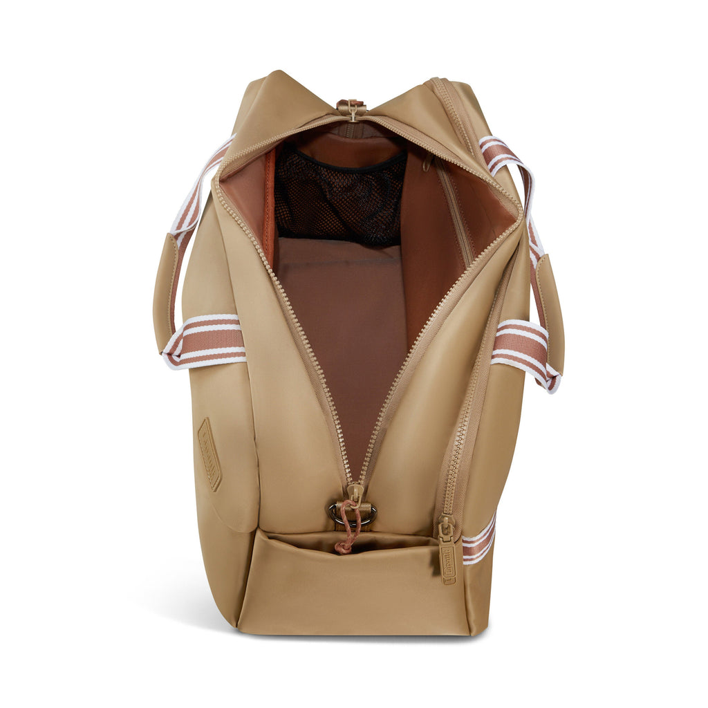 Lipault CITY PLUME 24H Bag-Canyon's Hour in the color Sandstone.