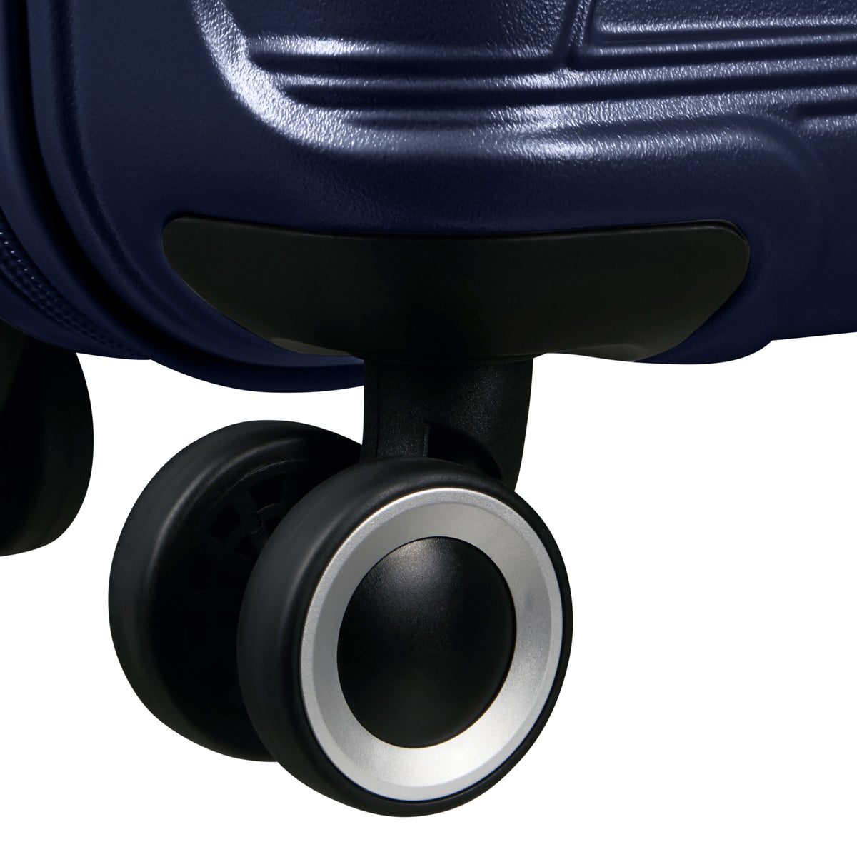 American Tourister Surftime Spinner Carry-On™ in the color Metallic Blue.
