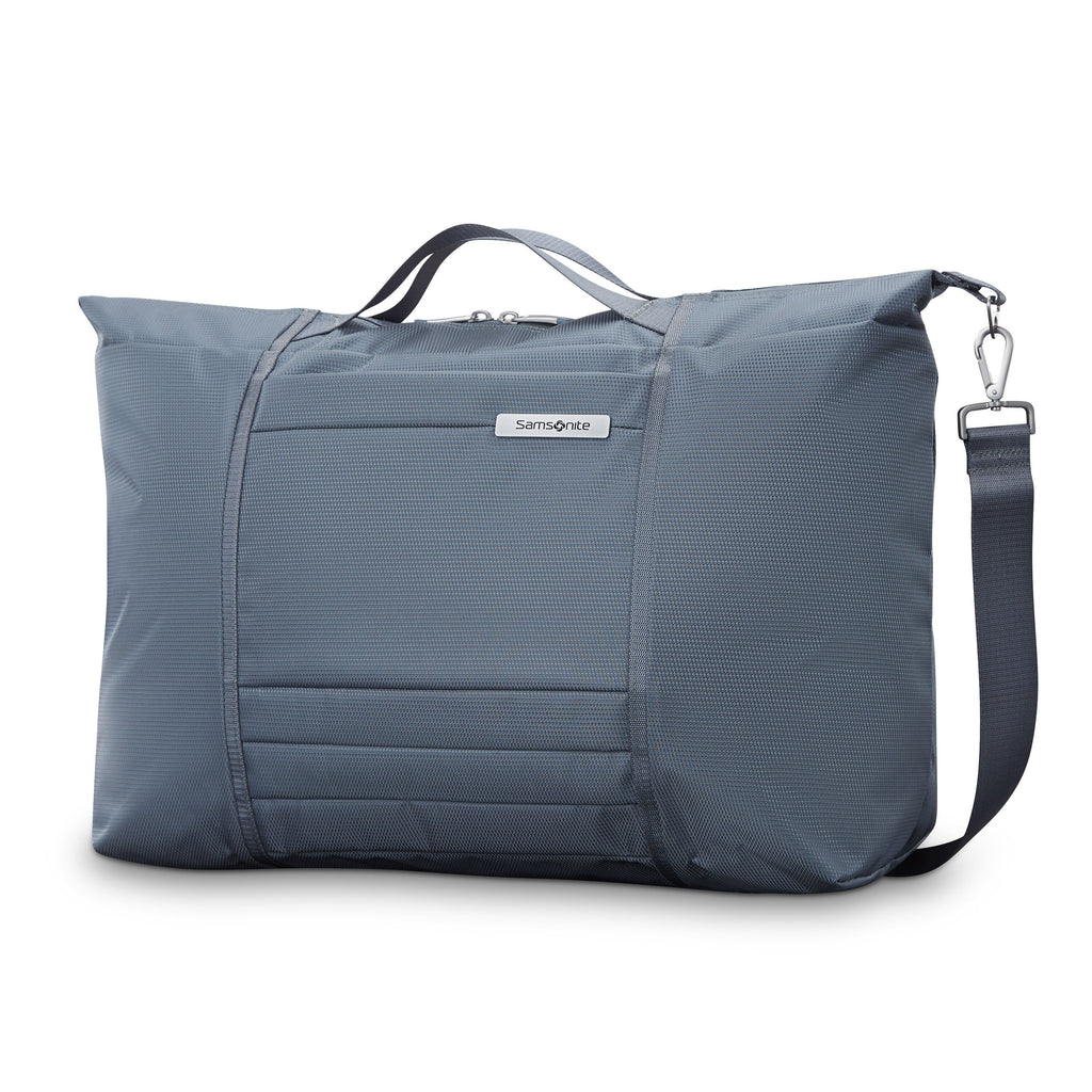 Samsonite UpLift Softside Foldable Weekender Duffle (18 in.) in the color Elemental Blue.