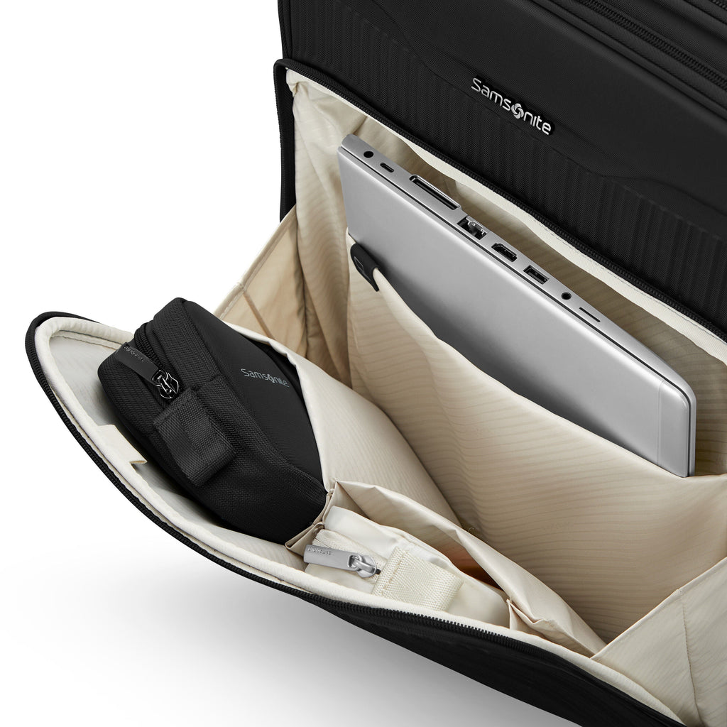 Samsonite Silhouette 18 Spinner Carry-On™ in the color Black.