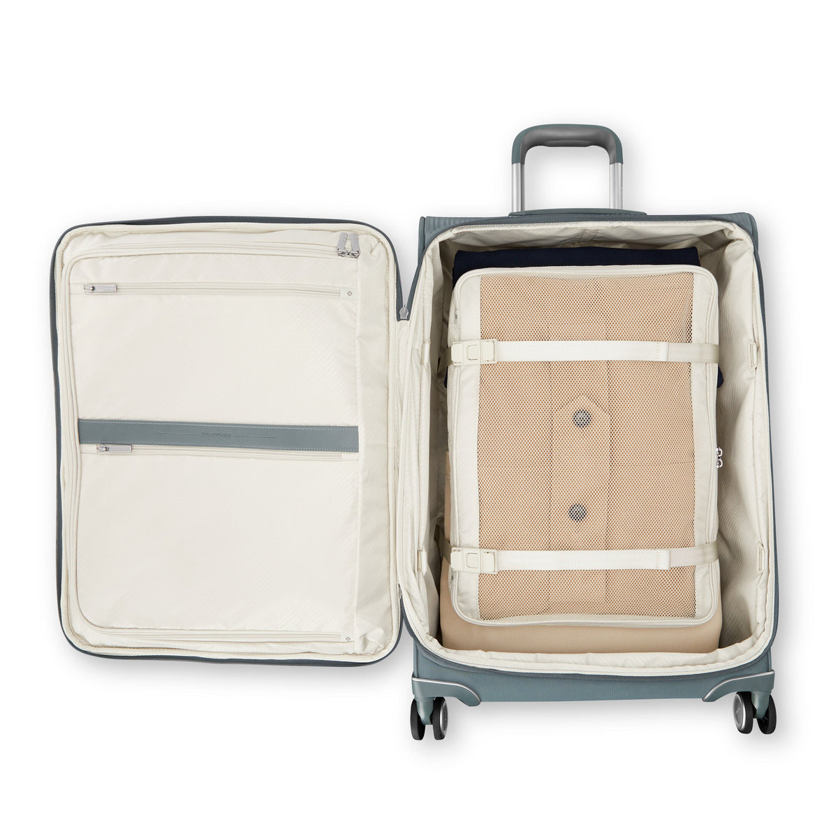 Samsonite Silhouette 18 Spinner Medium in the color Slate Blue.