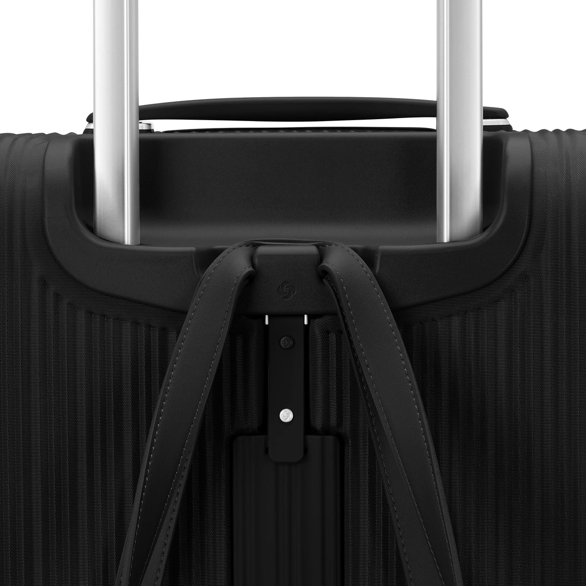 Samsonite Silhouette 18 Spinner Garment Bag in the color Black.