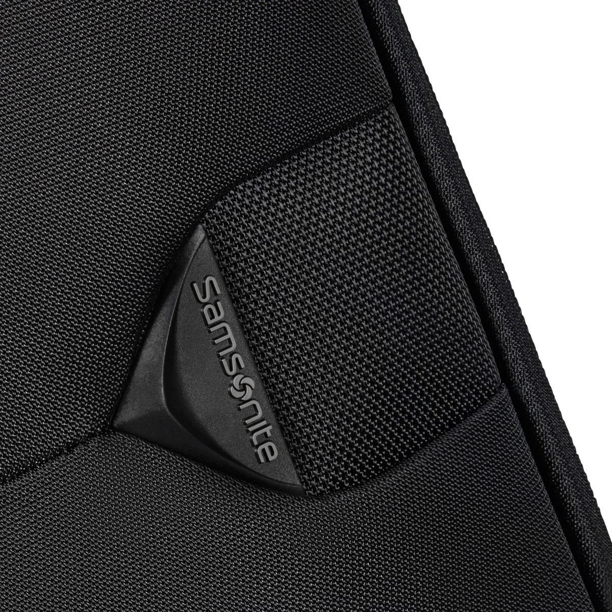 Samsonite Urbify Upright Underseater (20") in the color Black.