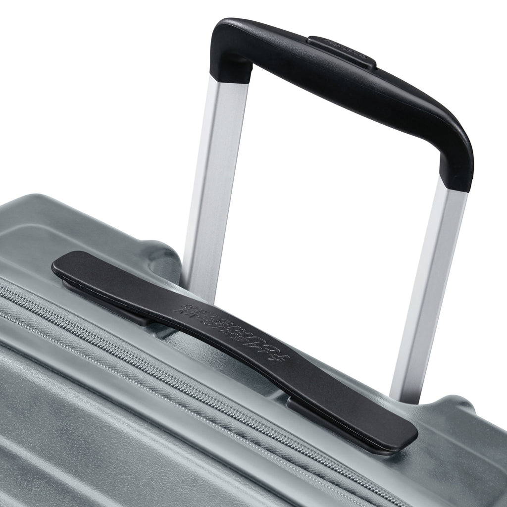 American Tourister Surftime Spinner 3 Piece Set (CO/M/L) in the color Silver.
