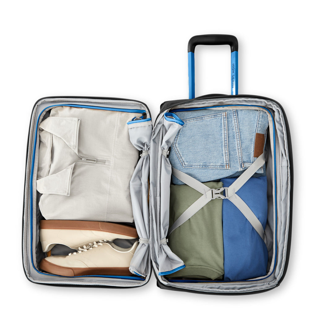 High Sierra Hi-Life Wheeled Duffle (22") in the color Black/Blue.