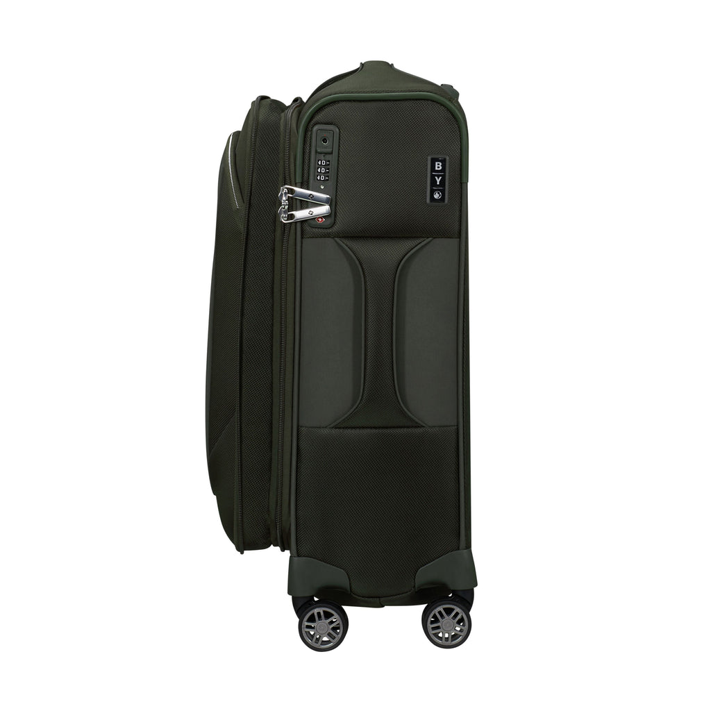 Samsonite Re-Lite Spinner Carry-On™ in the color Climbing Ivy.