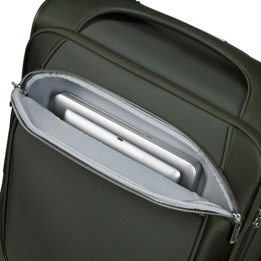 Samsonite Re-Lite Spinner Carry-On™ in the color Climbing Ivy.