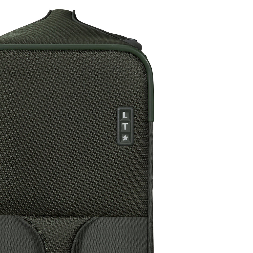 Samsonite Re-Lite Spinner Medium in the color Climbing Ivy.