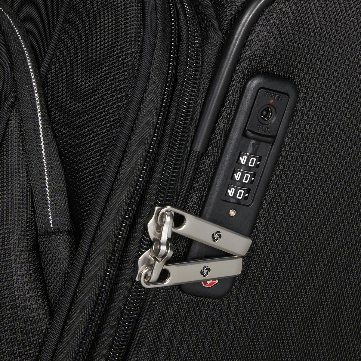 Samsonite Re-Lite Spinner Large in the color Black.