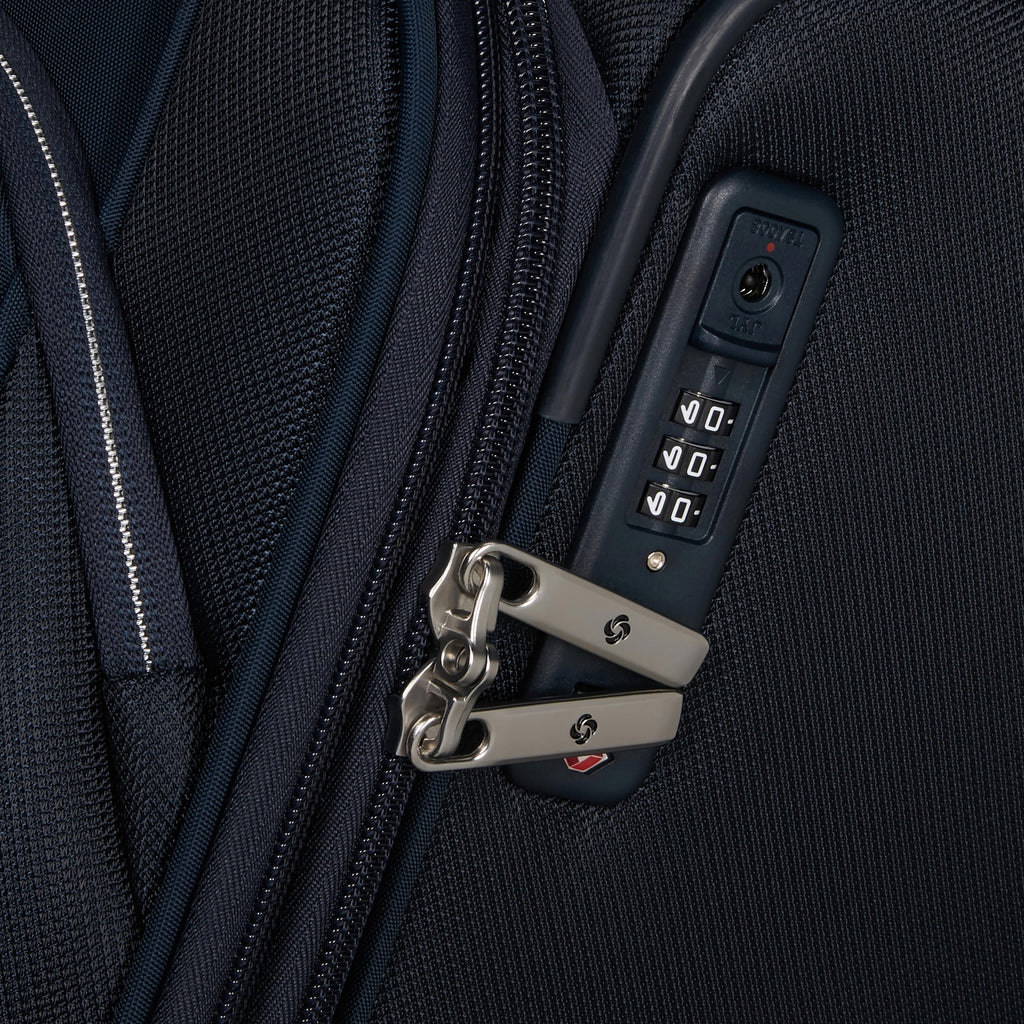 Samsonite Re-Lite Spinner Large in the color Midnight Blue.