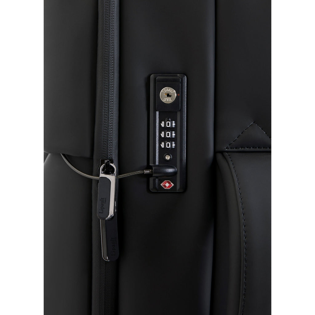 Lipault Lost In Berlin Cabin Spinner 2.0 in the color Black.