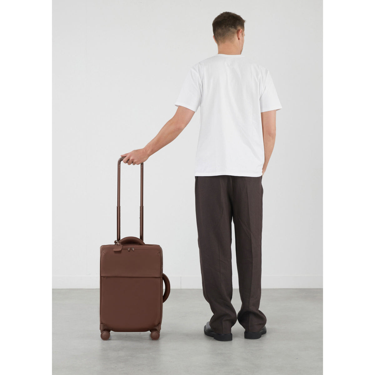 Lipault Lost In Berlin Cabin Spinner 2.0 in the color Spiced Mocha.