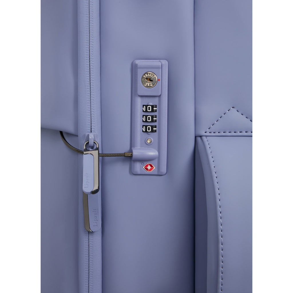 Lipault Lost In Berlin Cabin Spinner 2.0 in the color Urban Lilac.