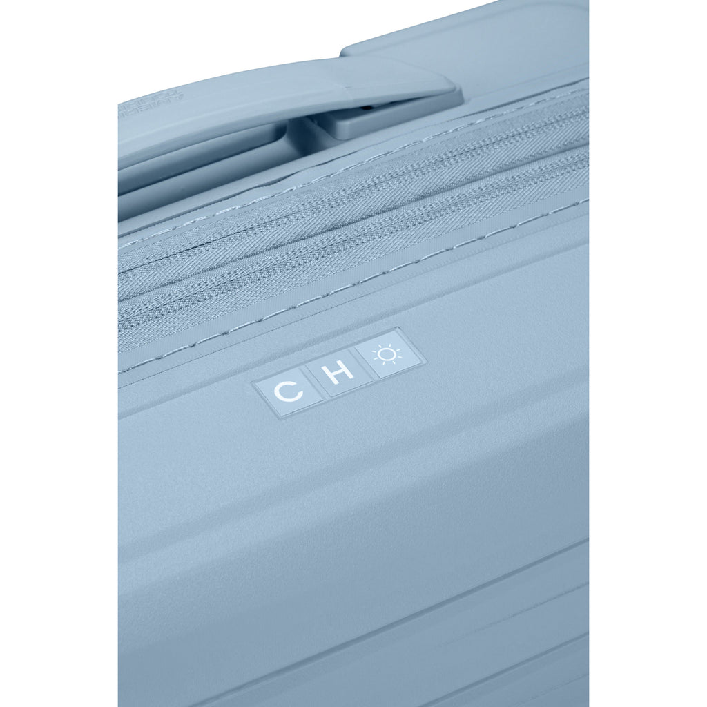 American Tourister FastForward Spinner Large in the color Steel Blue.
