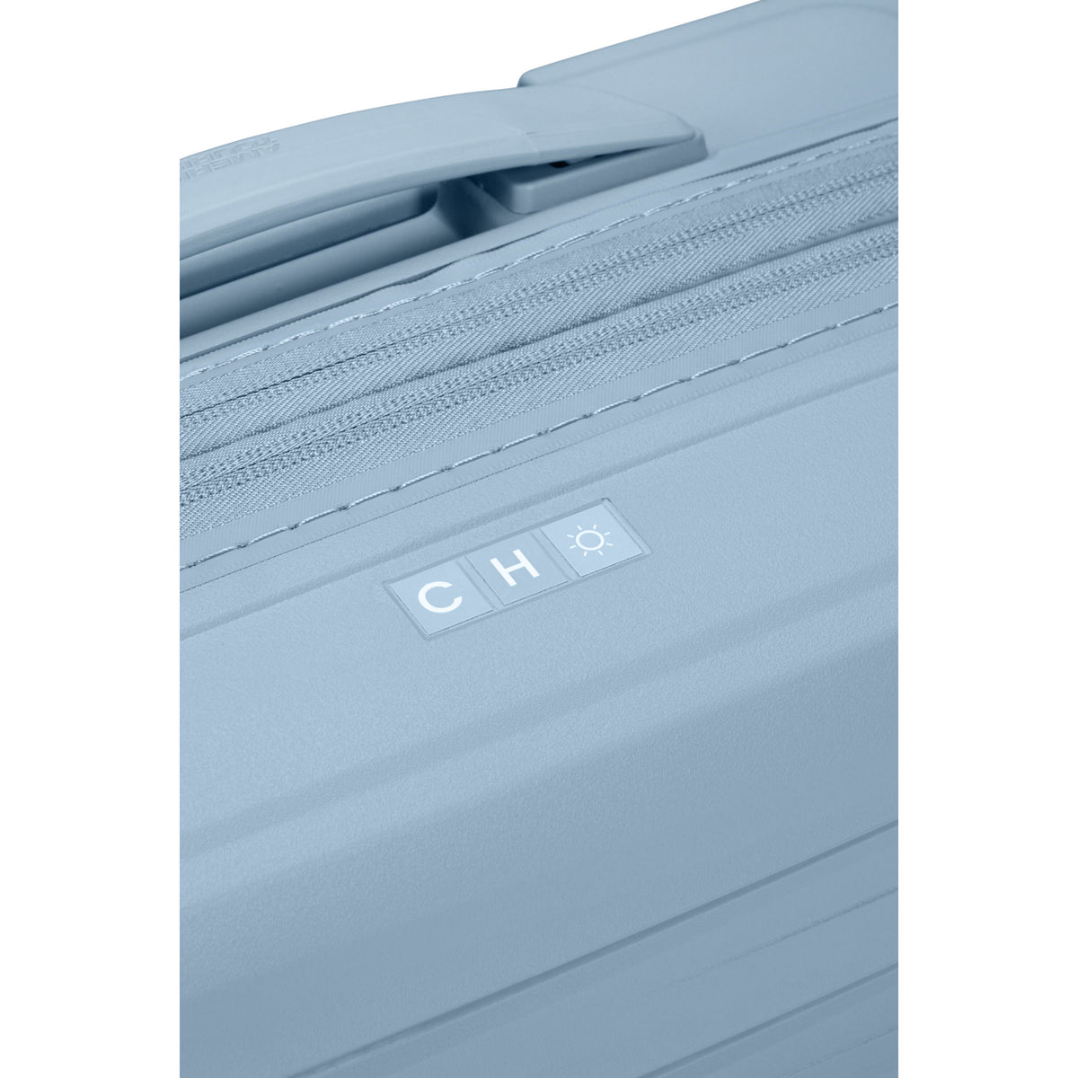 American Tourister FastForward Spinner Large in the color Steel Blue.