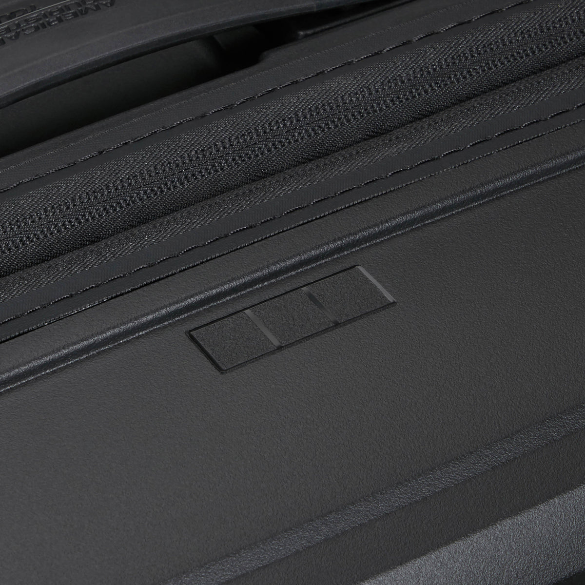 American Tourister FastForward 2 Piece Set in the color Flash Black.