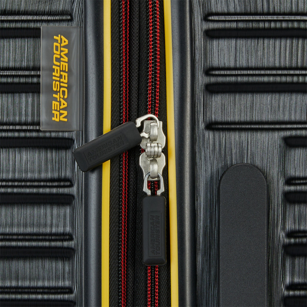 American Tourister Mickey Hardisde Spinner Carry-On™ in the color Black.