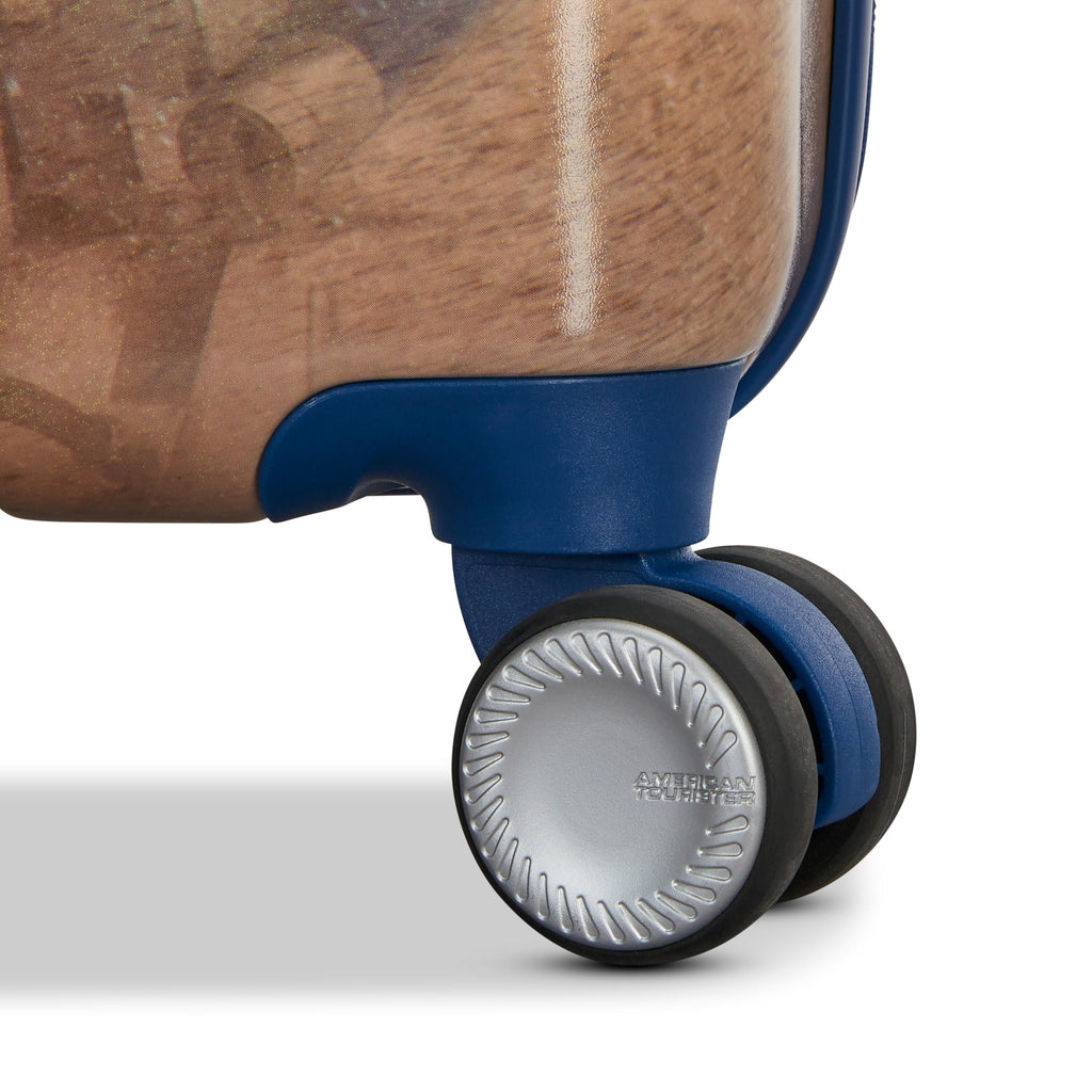 American Tourister Star Wars Spinner Small in the color Star Wars R2D2.
