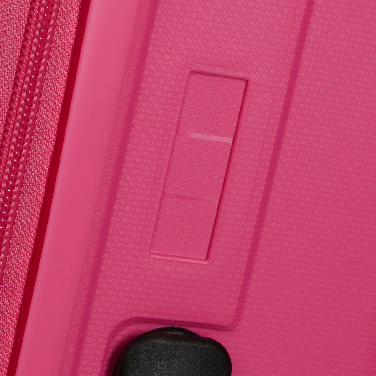 American Tourister Rejoy Spinner Medium in the color Hawaiian Pink.