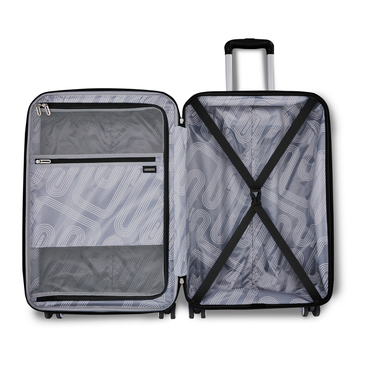 American Tourister Stratum 3.0 Spinner Medium in the color Black.