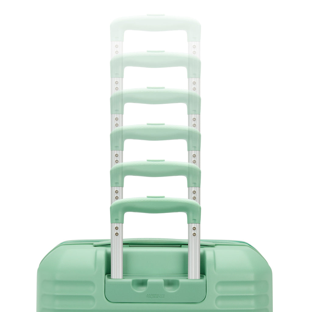 American Tourister Stratum 3.0 Spinner Medium in the color Surreal Green.