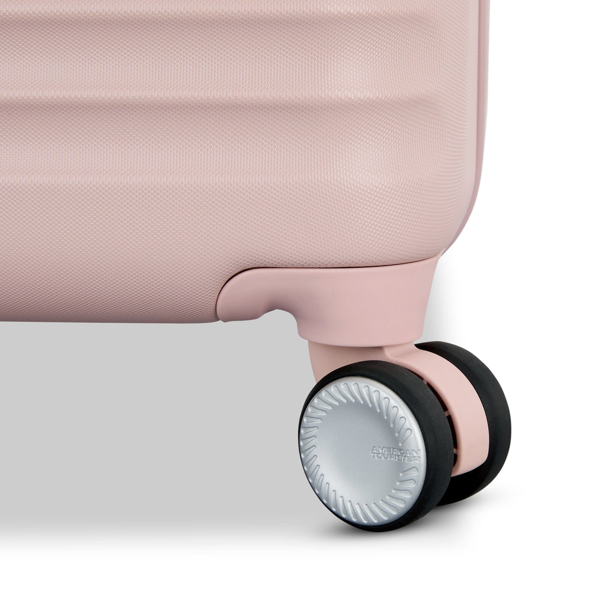 American Tourister Stratum 3.0 Spinner Large in the color Pink Blush.