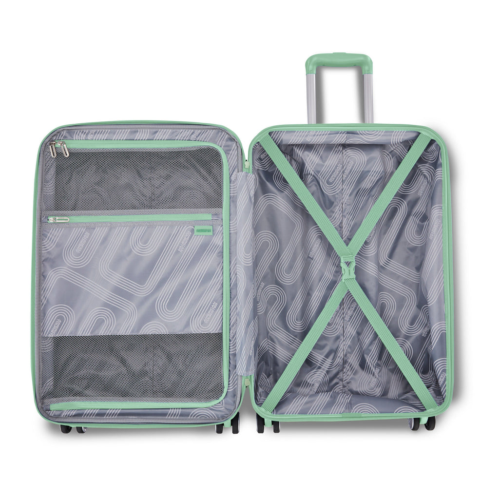 American Tourister Stratum 3.0 3 Piece Set (CO/M/L) in the color Surreal Green.