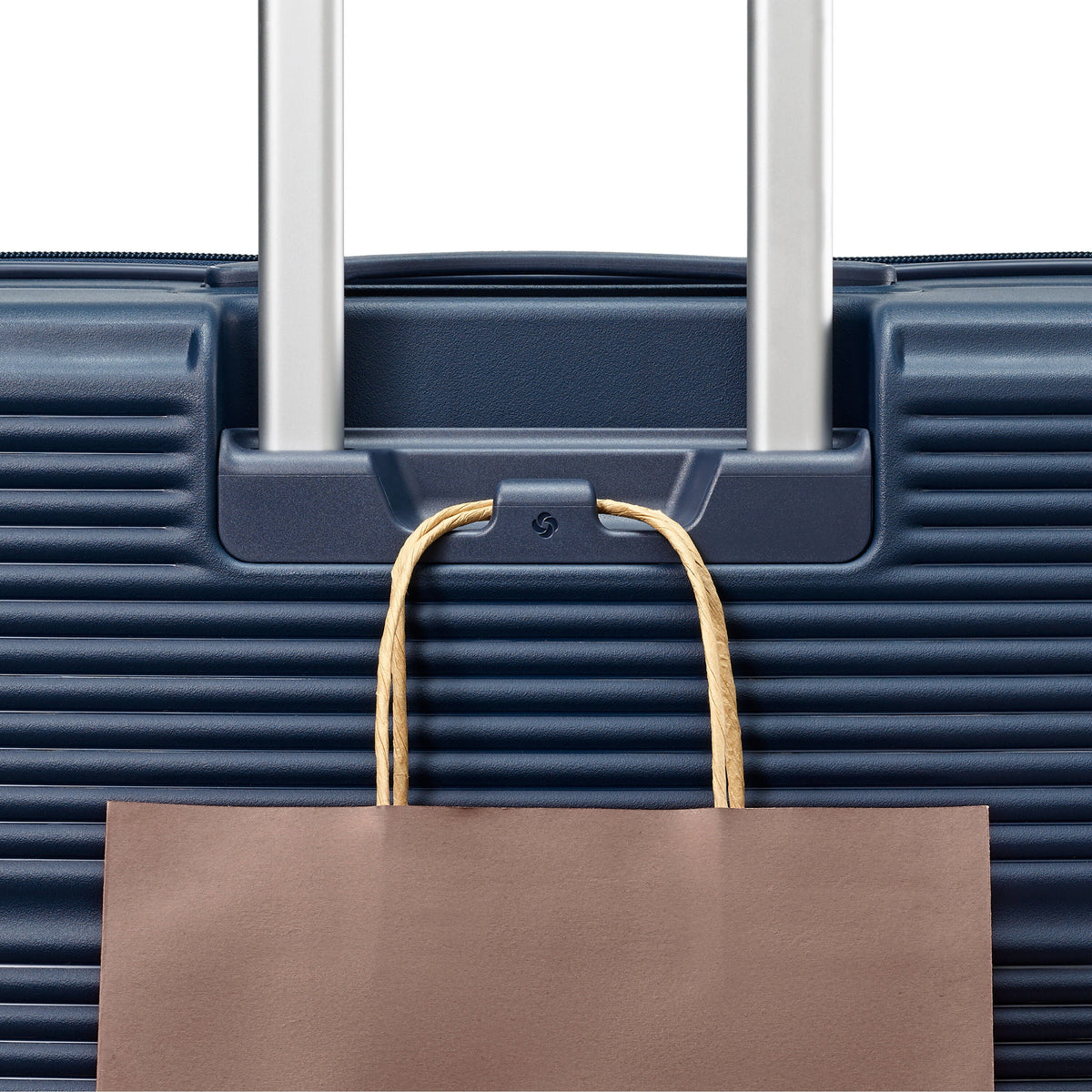 Samsonite Paralux Hardside Spinner Medium in the color Midnight Navy.