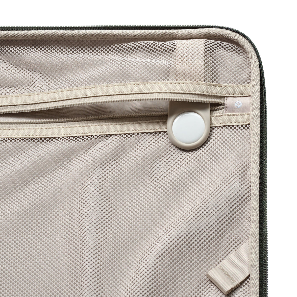 Samsonite Paralux Hardside Spinner Medium in the color Olive.