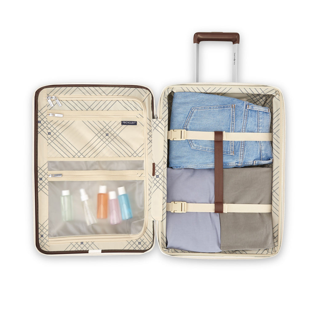 Samsonite Virtuosa Spinner Carry-On™ in the color Off White.