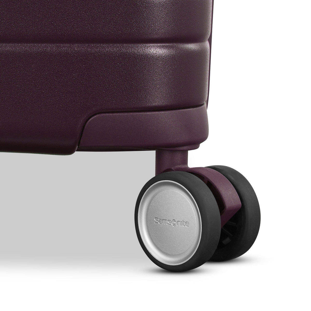 Samsonite Virtuosa Spinner Carry-On™ in the color Merlot.