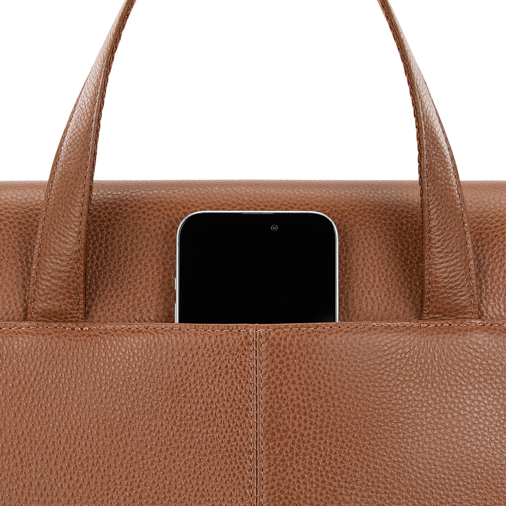 Samsonite Mobile Solution 2 Leather Convertible Brief in the color Cognac.