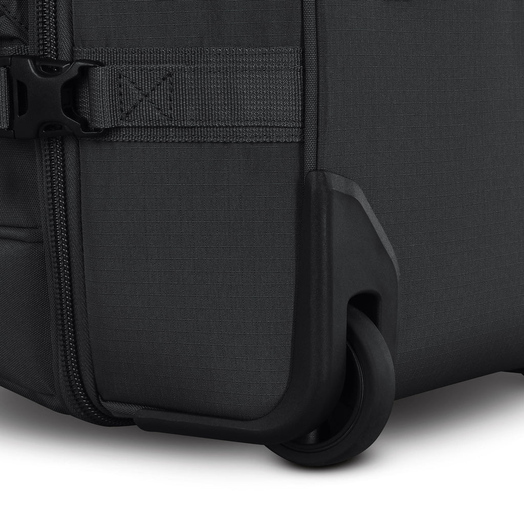 High Sierra Pathsetter 22" Wheeled Duffle in the color Black.