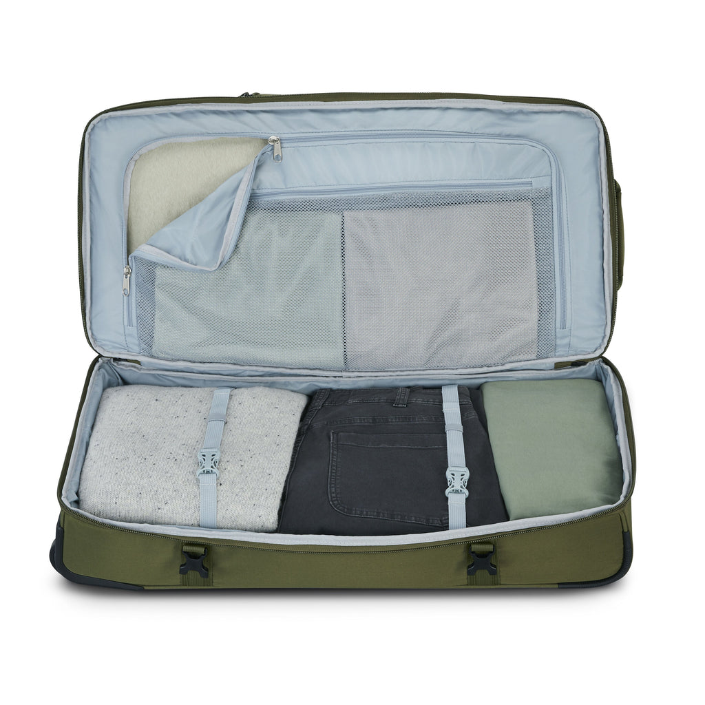 High Sierra Pathsetter 28" Wheeled Duffle in the color Moss.